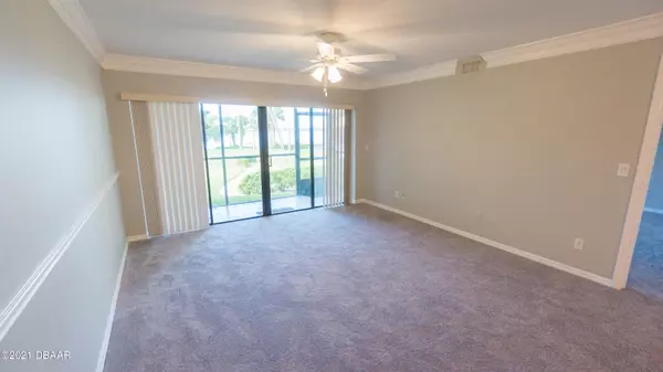 Daytona Beach, FL 32118,944 Peninsula DR #1040