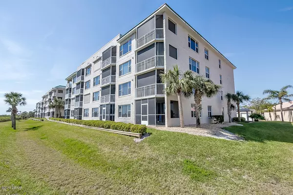 New Smyrna Beach, FL 32169,432 Bouchelle DR #104