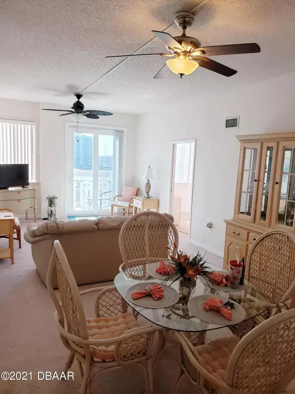 Daytona Beach, FL 32118,935 Halifax AVE #1107