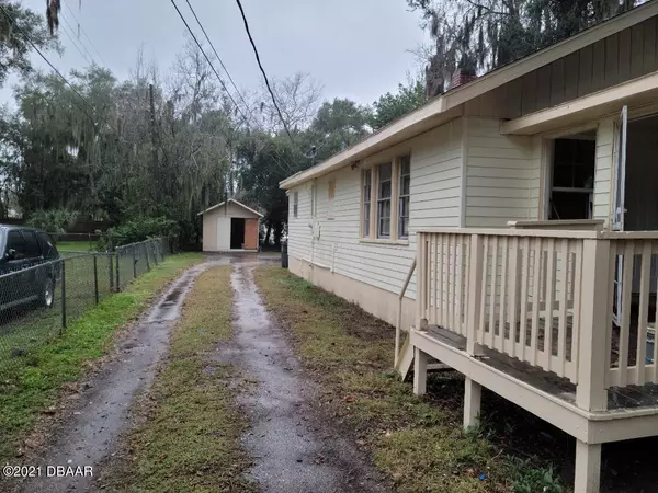 Daytona Beach, FL 32114,322 Reva ST