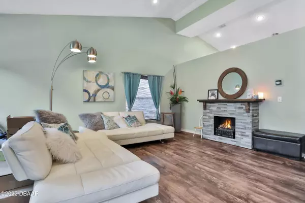 Oviedo, FL 32765,1416 Hampstead TER