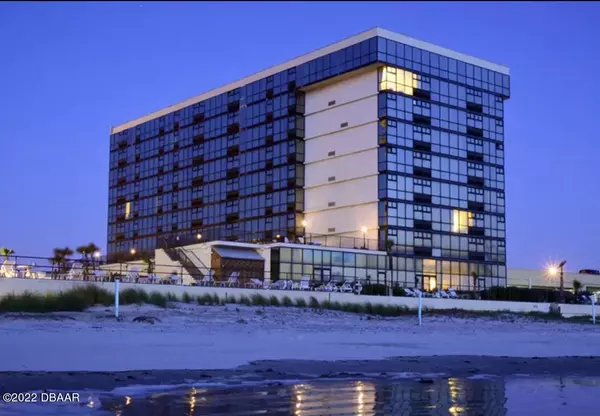 1909 Atlantic AVE #201, Daytona Beach Shores, FL 32118