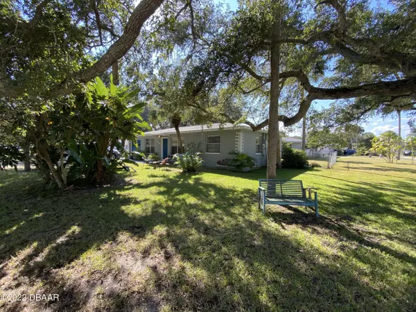 New Smyrna Beach, FL 32169,600 Yupon AVE