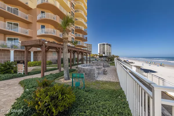 Daytona Beach Shores, FL 32118,2515 Atlantic AVE #709