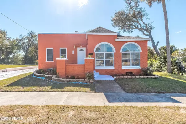 318 Flushing AVE, Daytona Beach, FL 32118