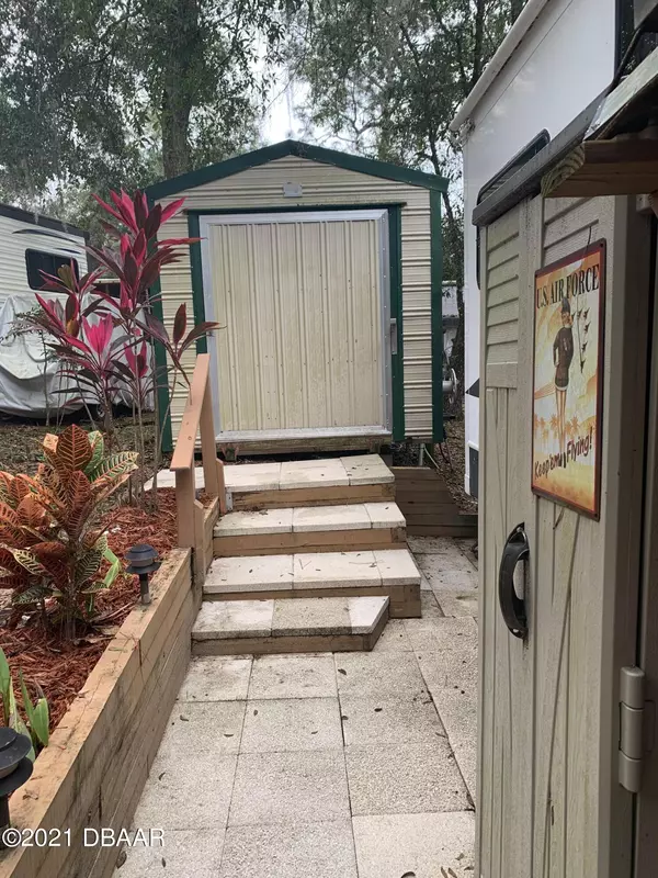 Salt Springs, FL 32134,14373 NE 251st Lot 484 CIR