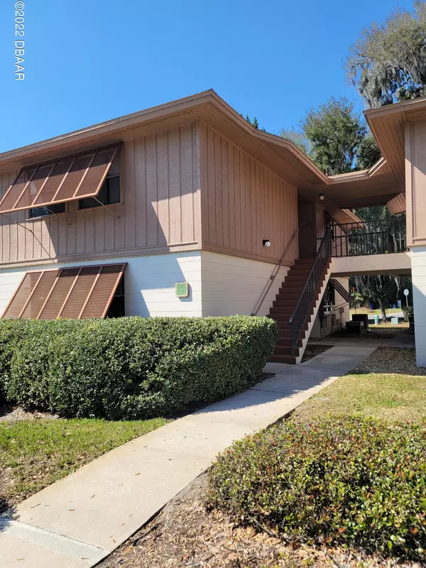 190 Hickory Woods CT #5B, Deltona, FL 32725