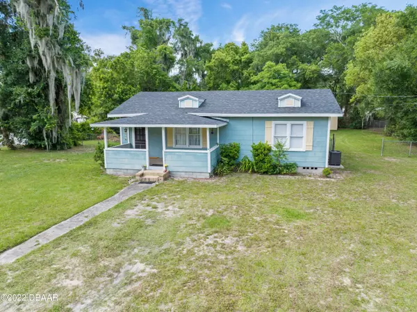 1107 Arizona AVE, Deland, FL 32724