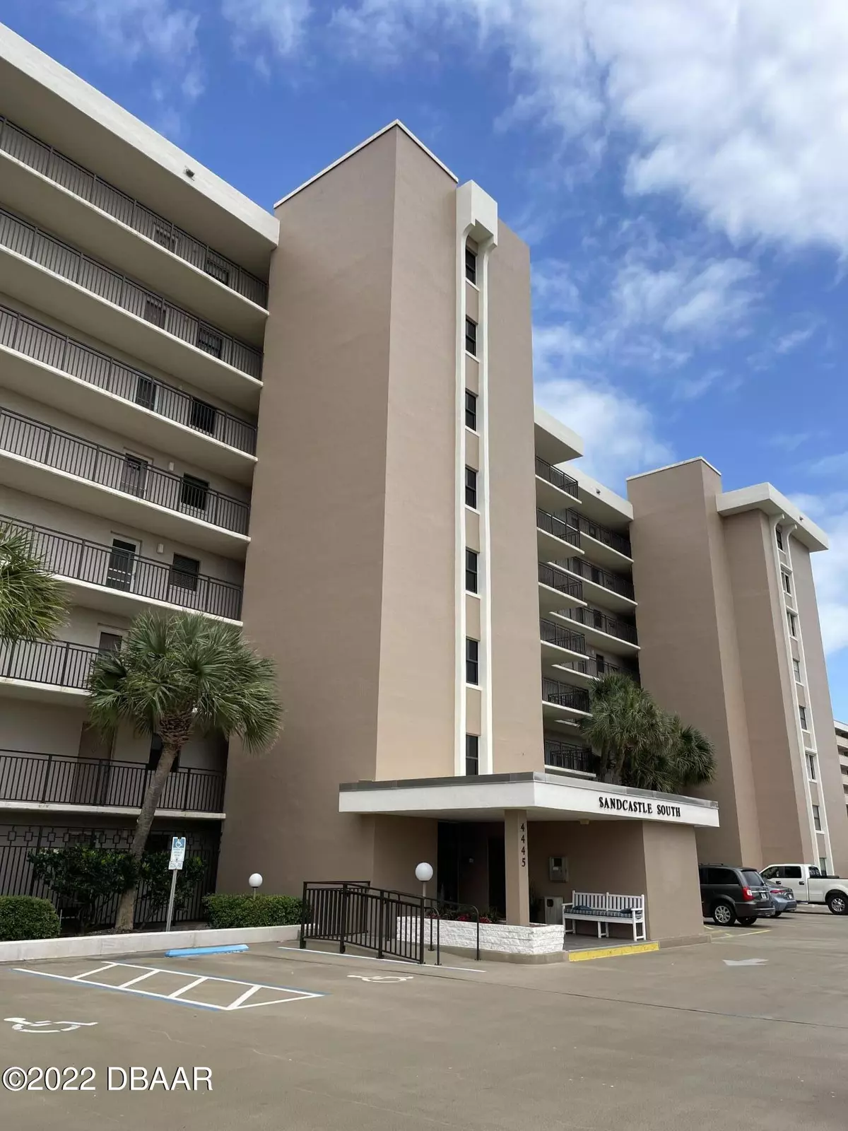 Ponce Inlet, FL 32127,4445 Atlantic AVE #405