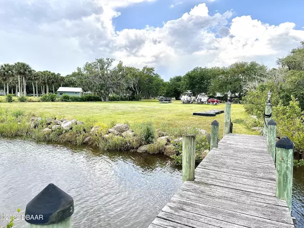 New Smyrna Beach, FL 32168,975 Bay DR