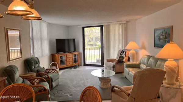 Ormond Beach, FL 32176,1415 Ocean Shore BLVD #111