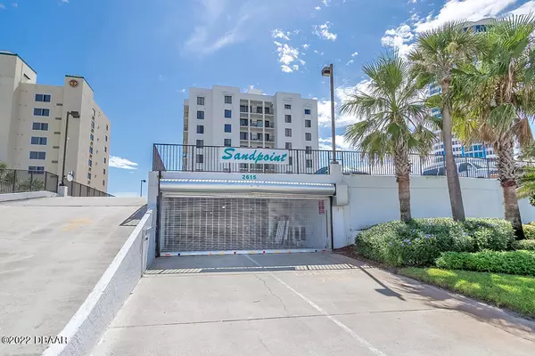 Daytona Beach Shores, FL 32118,2615 Atlantic AVE #2D