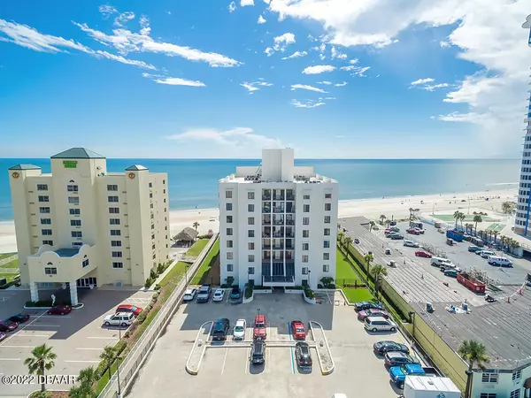 Daytona Beach Shores, FL 32118,2615 Atlantic AVE #2D