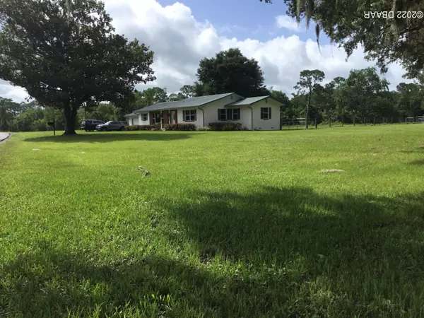 459 Raulerson RD, Seville, FL 32190