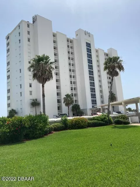 Ormond Beach, FL 32176,1051 Ocean Shore BLVD #901