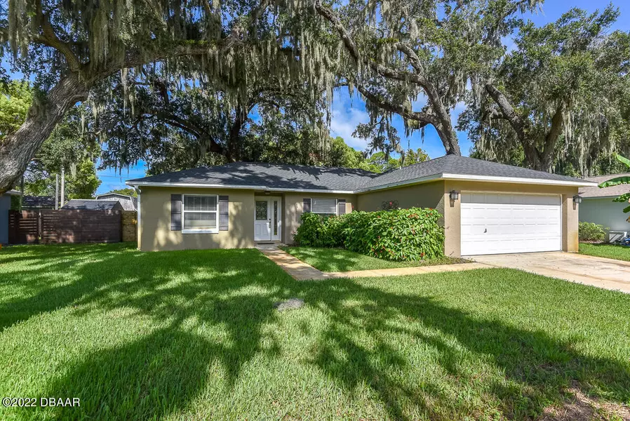 2837 Regent Crescent, South Daytona, FL 32119