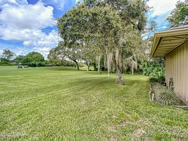 New Smyrna Beach, FL 32168,726 St Andrews CIR