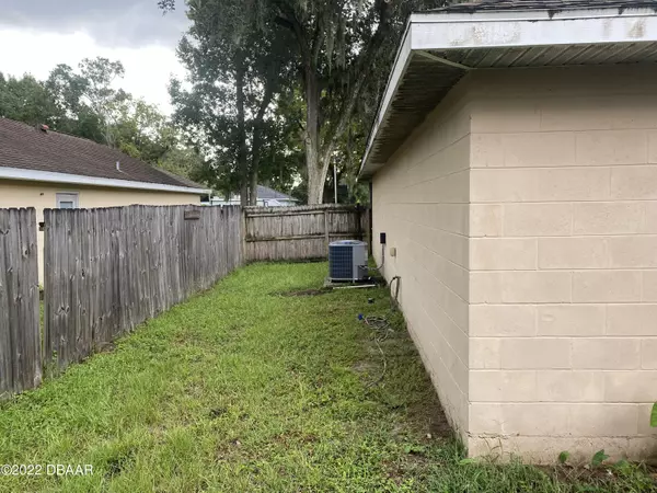 Holly Hill, FL 32117,472 Ferndale ST