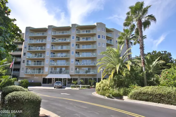 Daytona Beach Shores, FL 32118,4 Oceans West BLVD #202A