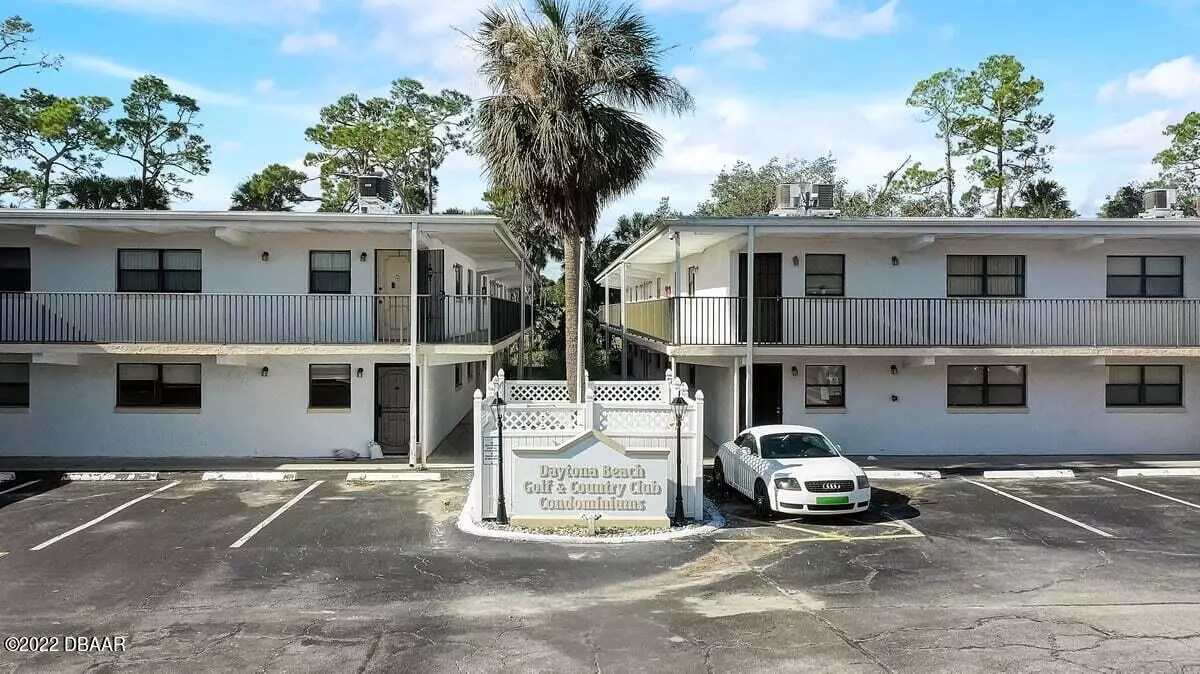 Daytona Beach, FL 32114,1504 Virginia AVE #115