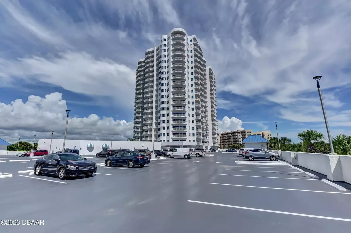 Daytona Beach Shores, FL 32118,2 Oceans W BLVD #1804