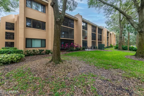 610 Cranes WAY #205, Altamonte Springs, FL 32701