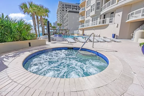 Daytona Beach Shores, FL 32118,3703 Atlantic AVE #502