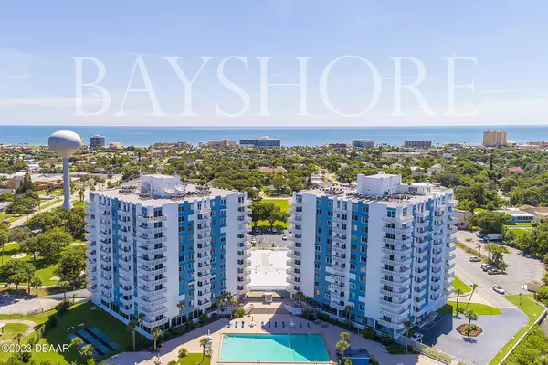 Daytona Beach, FL 32118,935 Halifax AVE #306