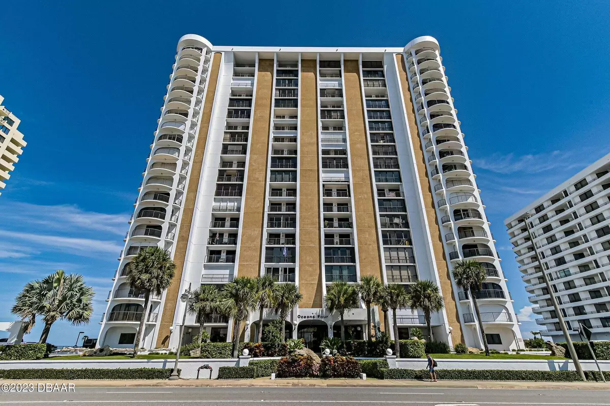 Daytona Beach Shores, FL 32118,3003 Atlantic AVE #20A1