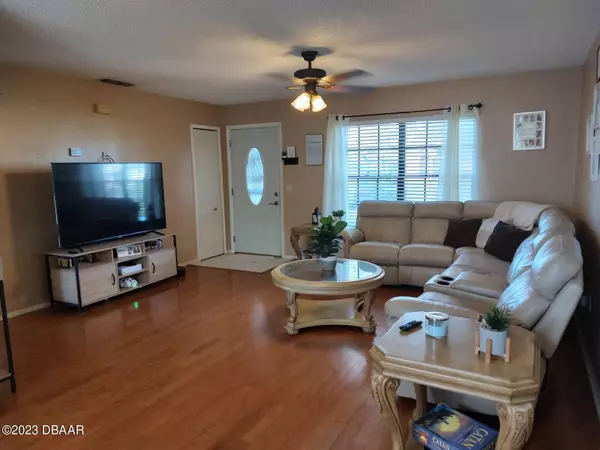 Deltona, FL 32738,2911 GRAYTON ST