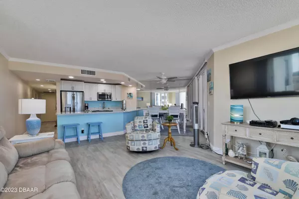 Daytona Beach Shores, FL 32118,3047 Atlantic AVE #403