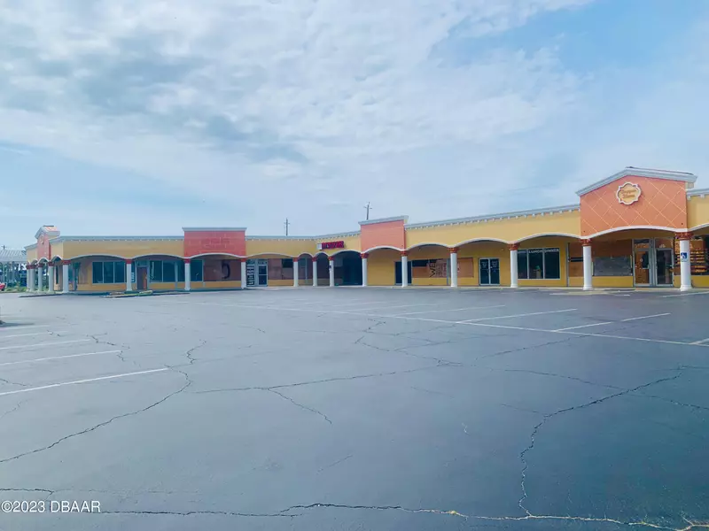 2518 Atlantic AVE, Daytona Beach Shores, FL 32118