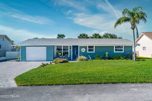 838 17th AVE, New Smyrna Beach, FL 32169