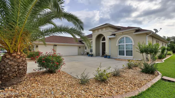 New Smyrna Beach, FL 32168,513 Luna Bella LN