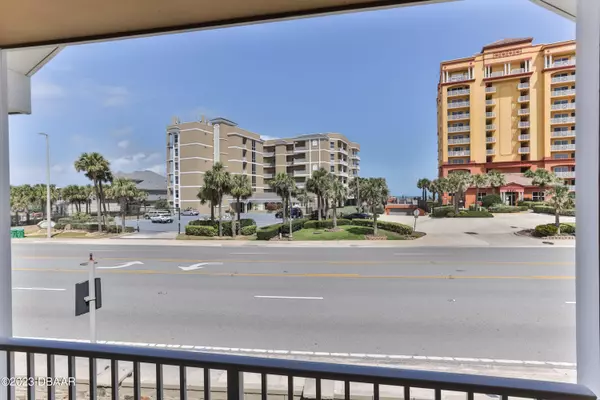 Daytona Beach Shores, FL 32118,104 Ocean CIR