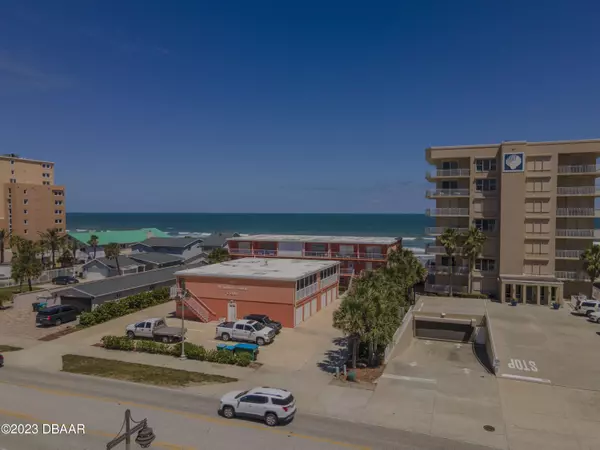 Daytona Beach Shores, FL 32118,3845 Atlantic AVE #7