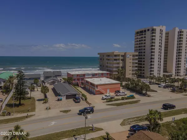 Daytona Beach Shores, FL 32118,3845 Atlantic AVE #7