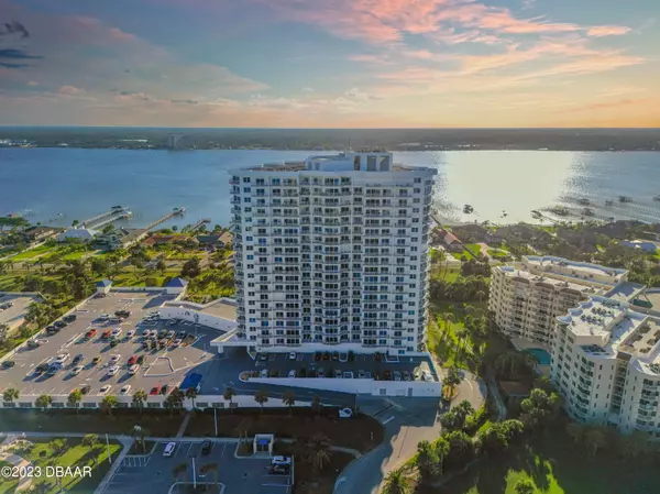 2 Oceans West BLVD #1400, Daytona Beach Shores, FL 32118