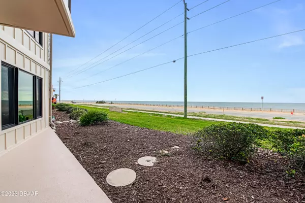 Ormond Beach, FL 32176,2600 Ocean Shore BLVD #104