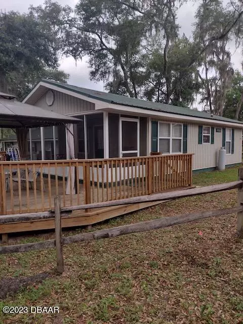 14028 NE 250th CIR #cottage 29, Salt Springs, FL 32134