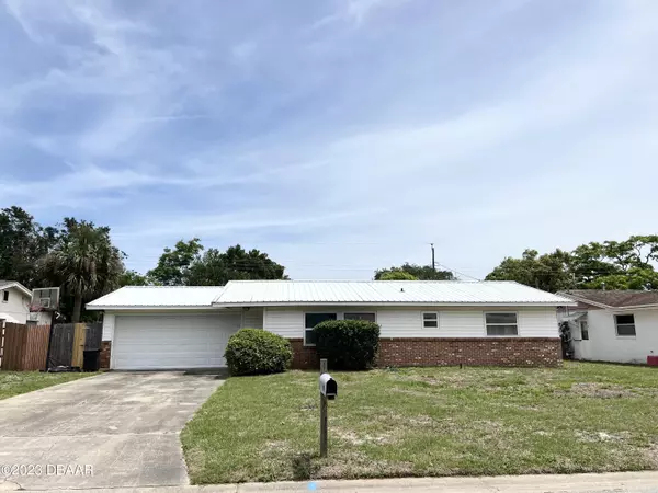 623 Easy ST, Daytona Beach, FL 32117