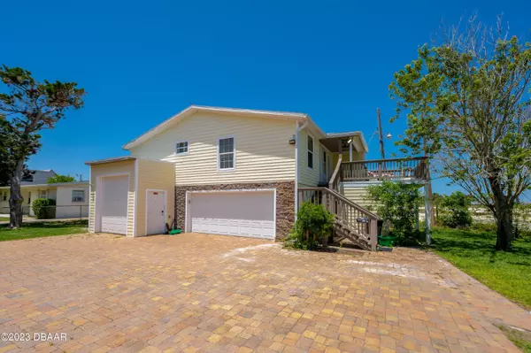 South Daytona, FL 32119,229 Sandy CIR