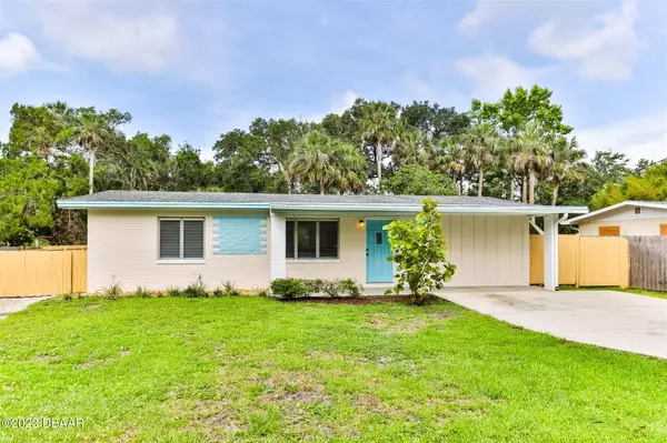 166 Walker DR, New Smyrna Beach, FL 32168