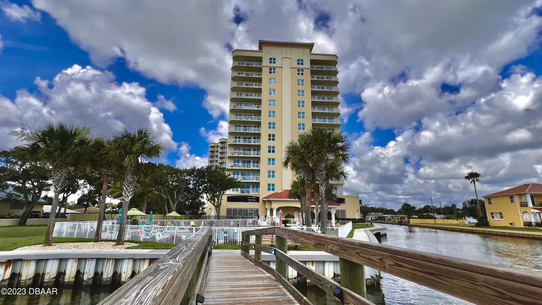 2801 Ridgewood AVE #1215, South Daytona, FL 32119