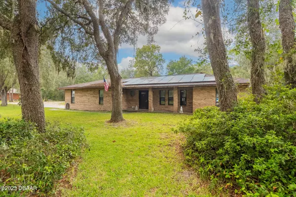 4656 Tomoka DR, Deleon Springs, FL 32130