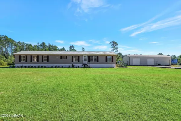 6095 Winning Wood TRL, Deleon Springs, FL 32130