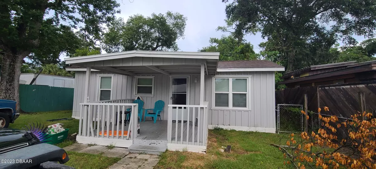 Holly Hill, FL 32117,837 May AVE