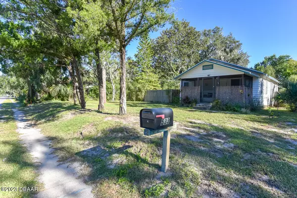 Holly Hill, FL 32117,533 8th ST