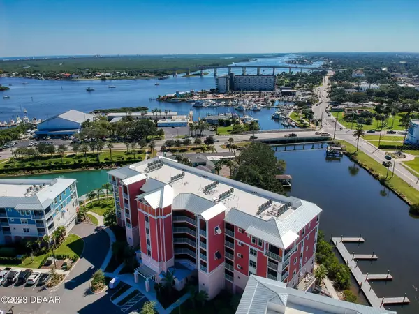 2 Riverwalk DR #206, New Smyrna Beach, FL 32169