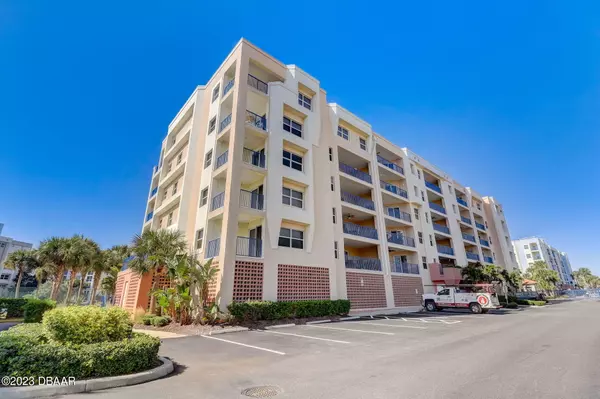 New Smyrna Beach, FL 32169,5300 Atlantic AVE #20-302